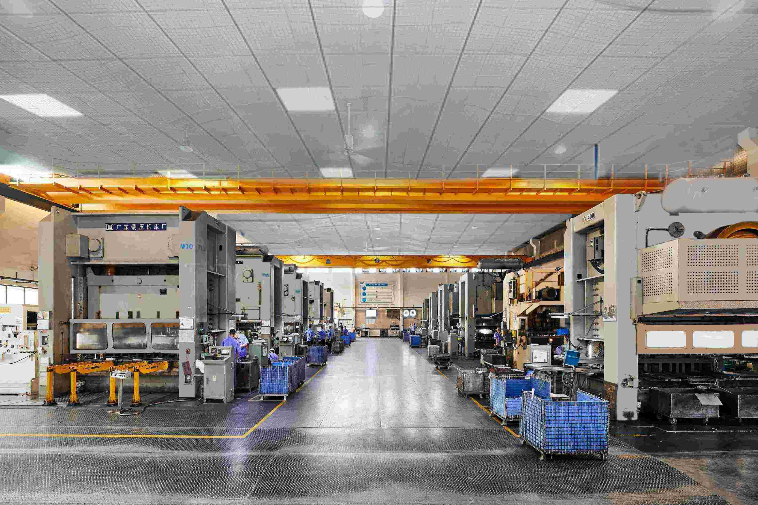 順送沖壓車(chē)間(jiān)