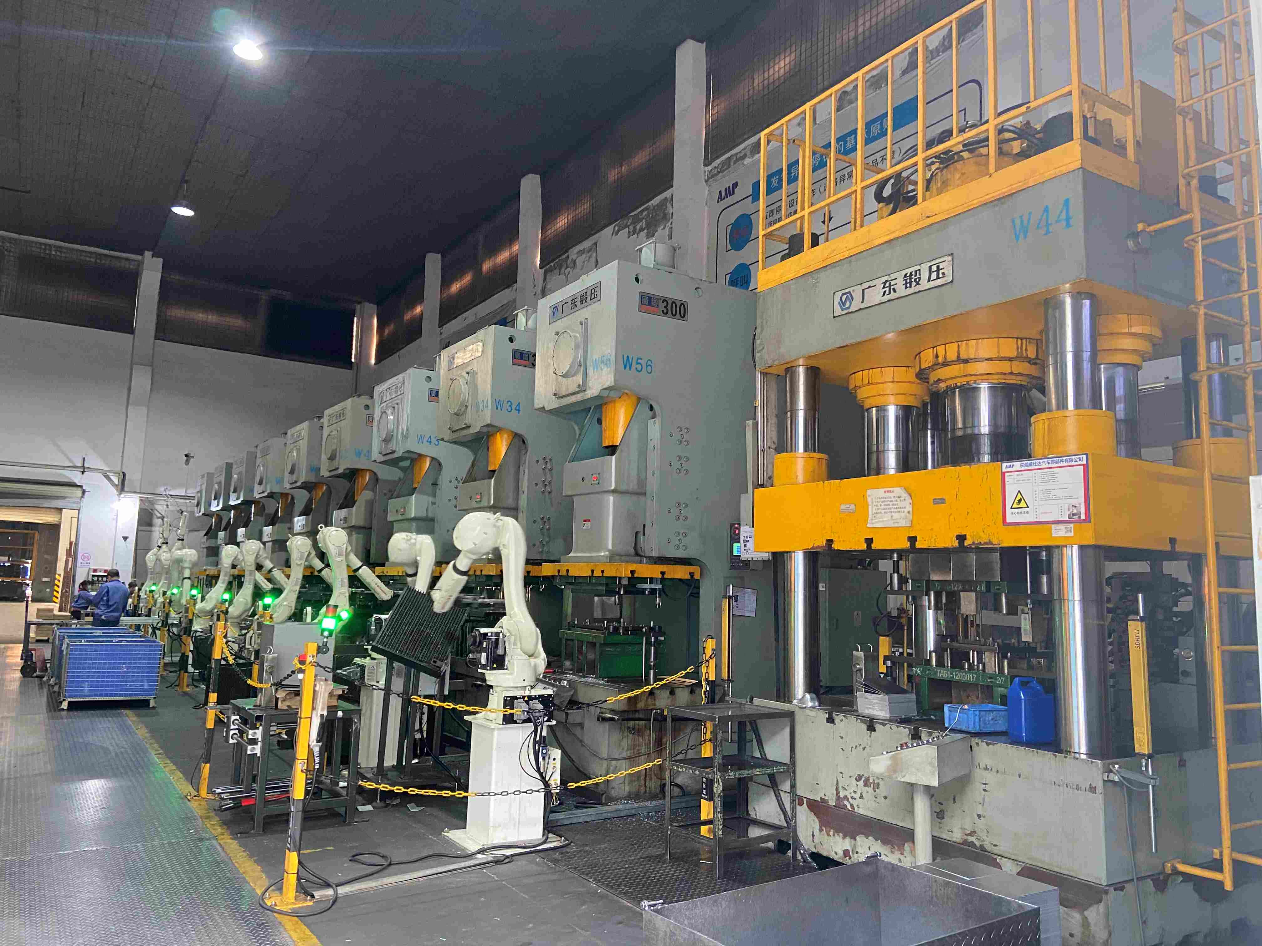 單發沖壓車(chē)間(jiān)